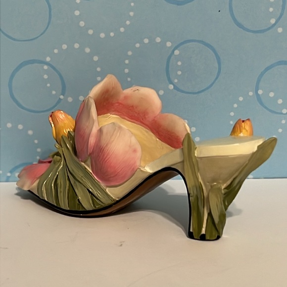 Garden Party Collectible Shoe "Tulip Shoe" High Heel Shoe - Picture 8 of 8